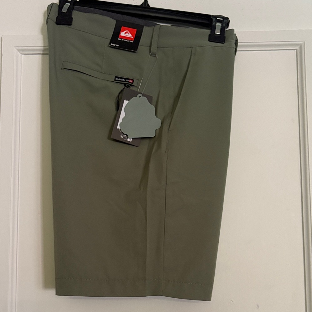 Quiksilver Men's Sage Green Flat Front Shorts